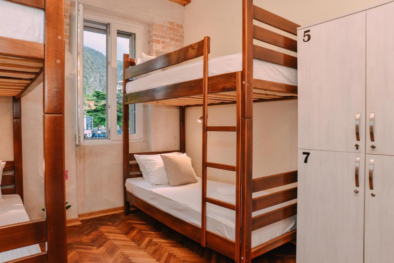 Step To Kotor Bay Guesthouse Dış mekan fotoğraf