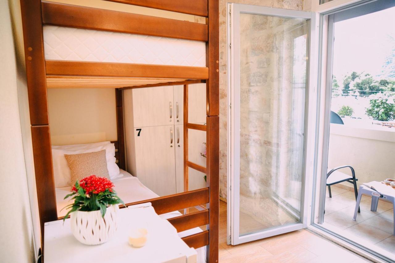 Step To Kotor Bay Guesthouse Dış mekan fotoğraf