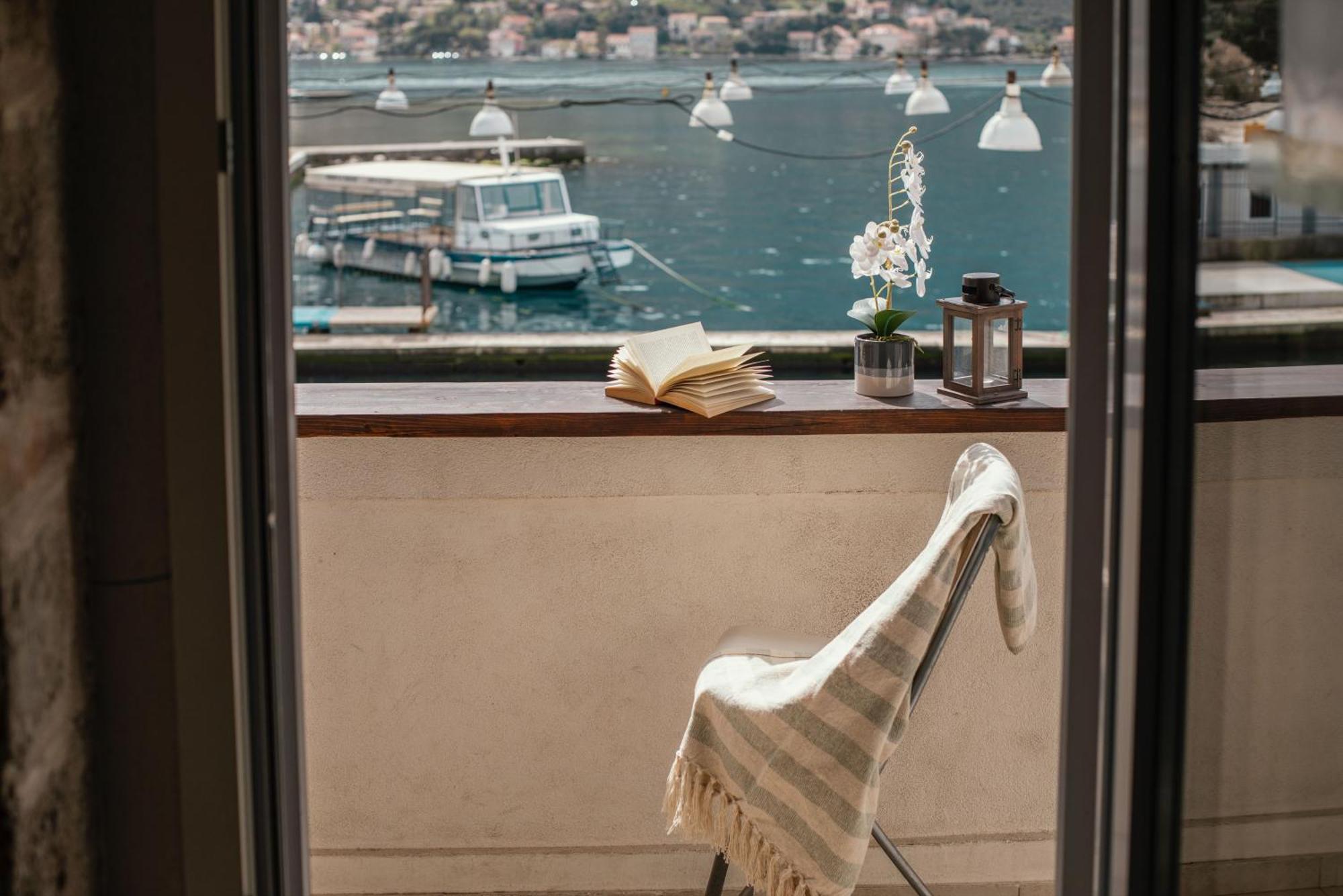Step To Kotor Bay Guesthouse Dış mekan fotoğraf